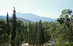Berge im Epidaurus