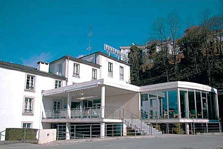 Eingang des Hotels Balneario de Lugo