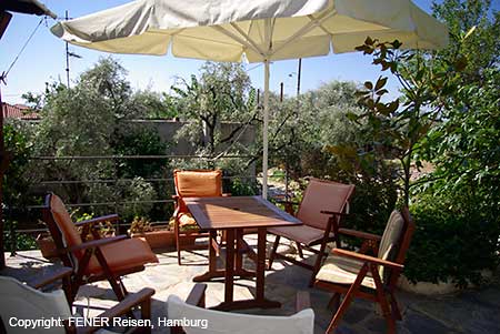 Terrasse des Hotel Alkifron im Pilion