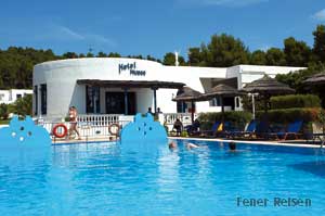 Pool vom Hotel Muses