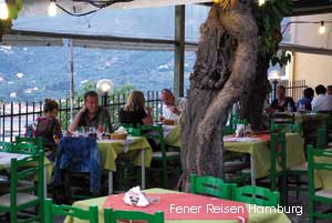 Nette Taverne in Skopelos Ort