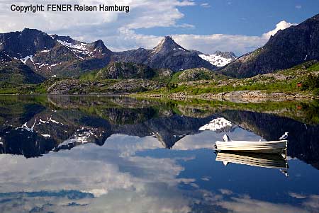 Typische Lofoten-Landschaft