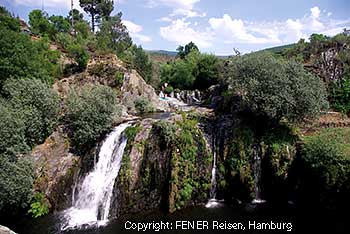 Badevergnügen bei unserem Restauranttipp bei der Serra Estrela