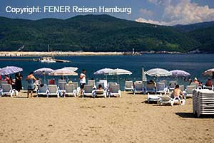 Strand in Amasra an der türkischen Schwarzmeerküste